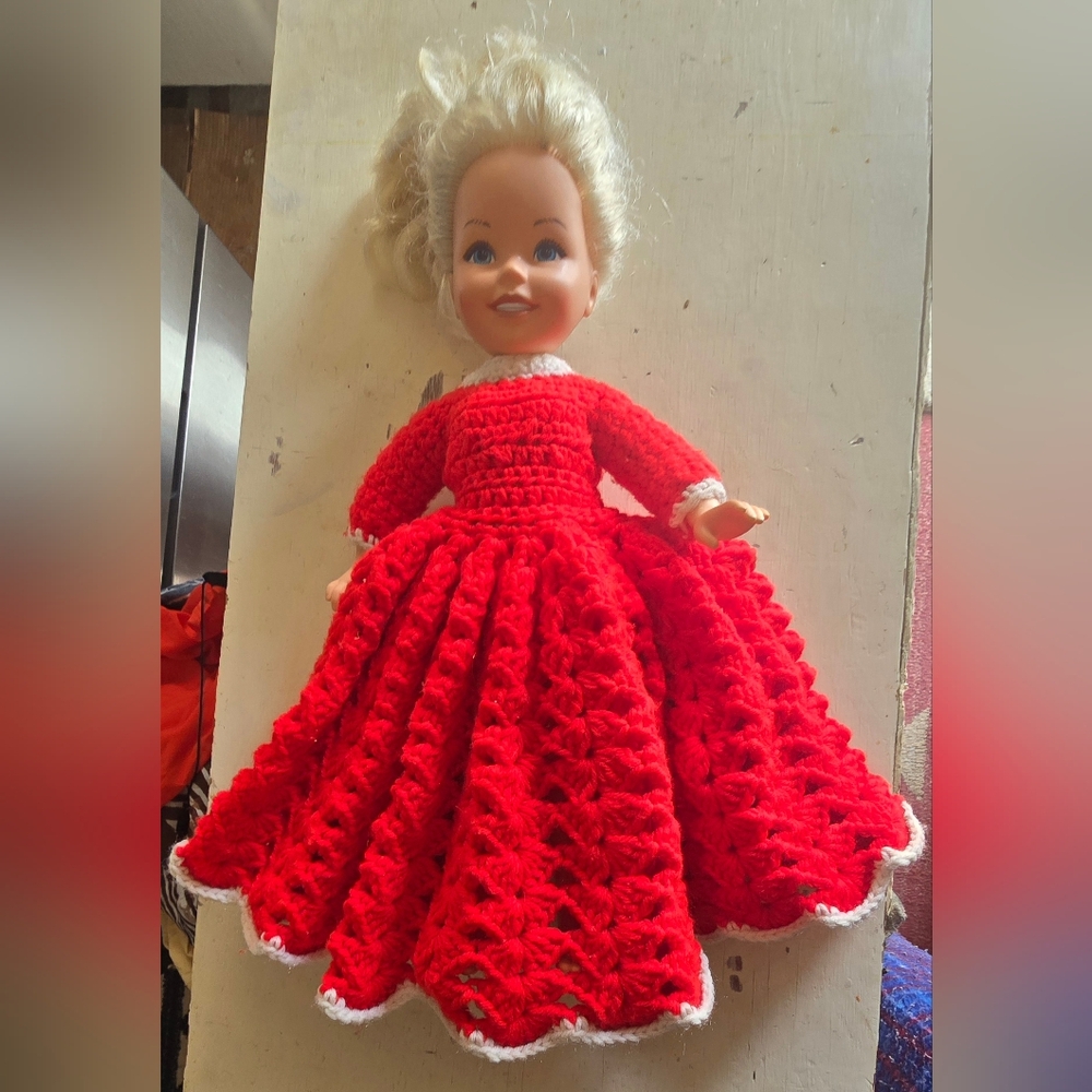 Vtg Plastic Doll Homemade Crochet Dress